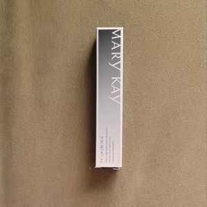 Mary Kay undereye corrector